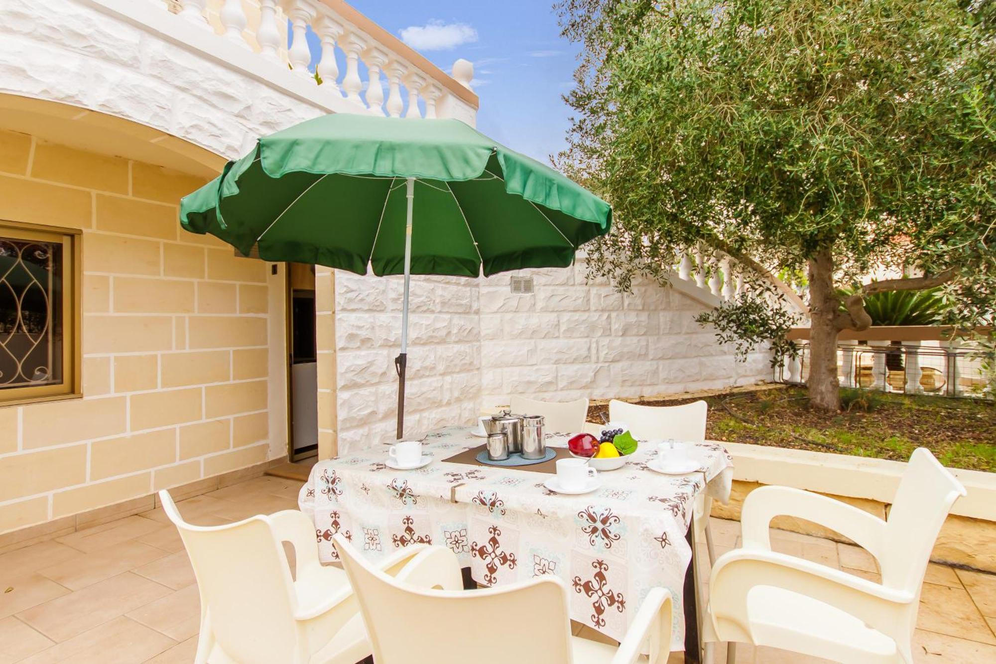 Villa & Pool Apartments In Mellieha Bay Kültér fotó