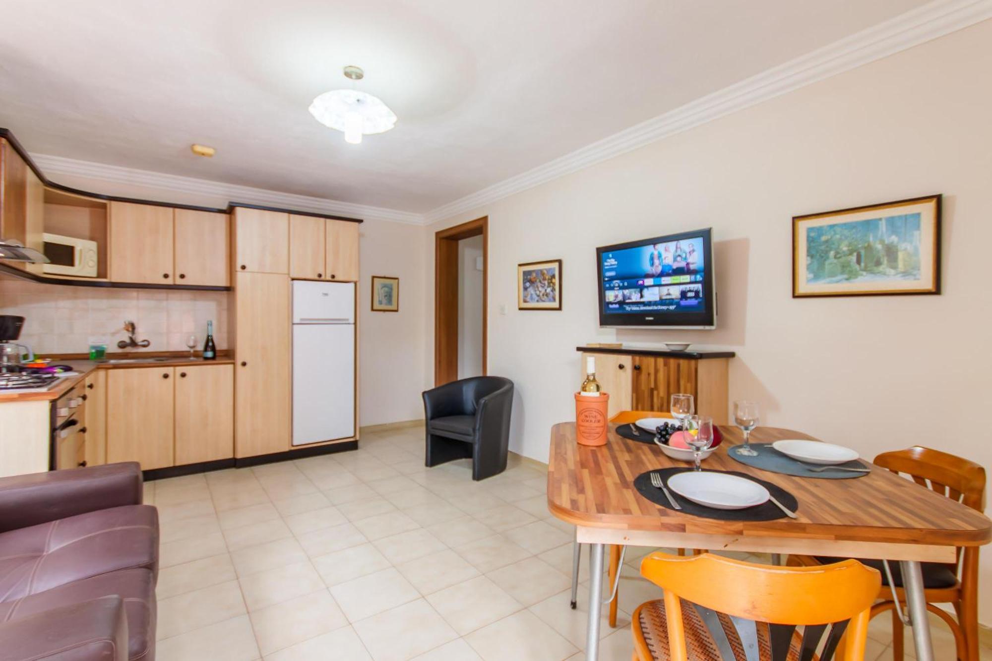 Villa & Pool Apartments In Mellieha Bay Kültér fotó
