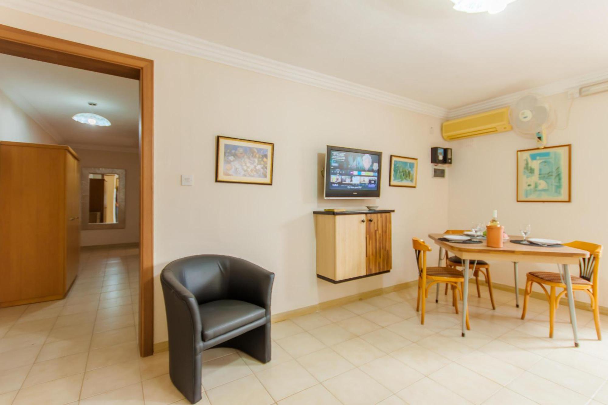 Villa & Pool Apartments In Mellieha Bay Kültér fotó