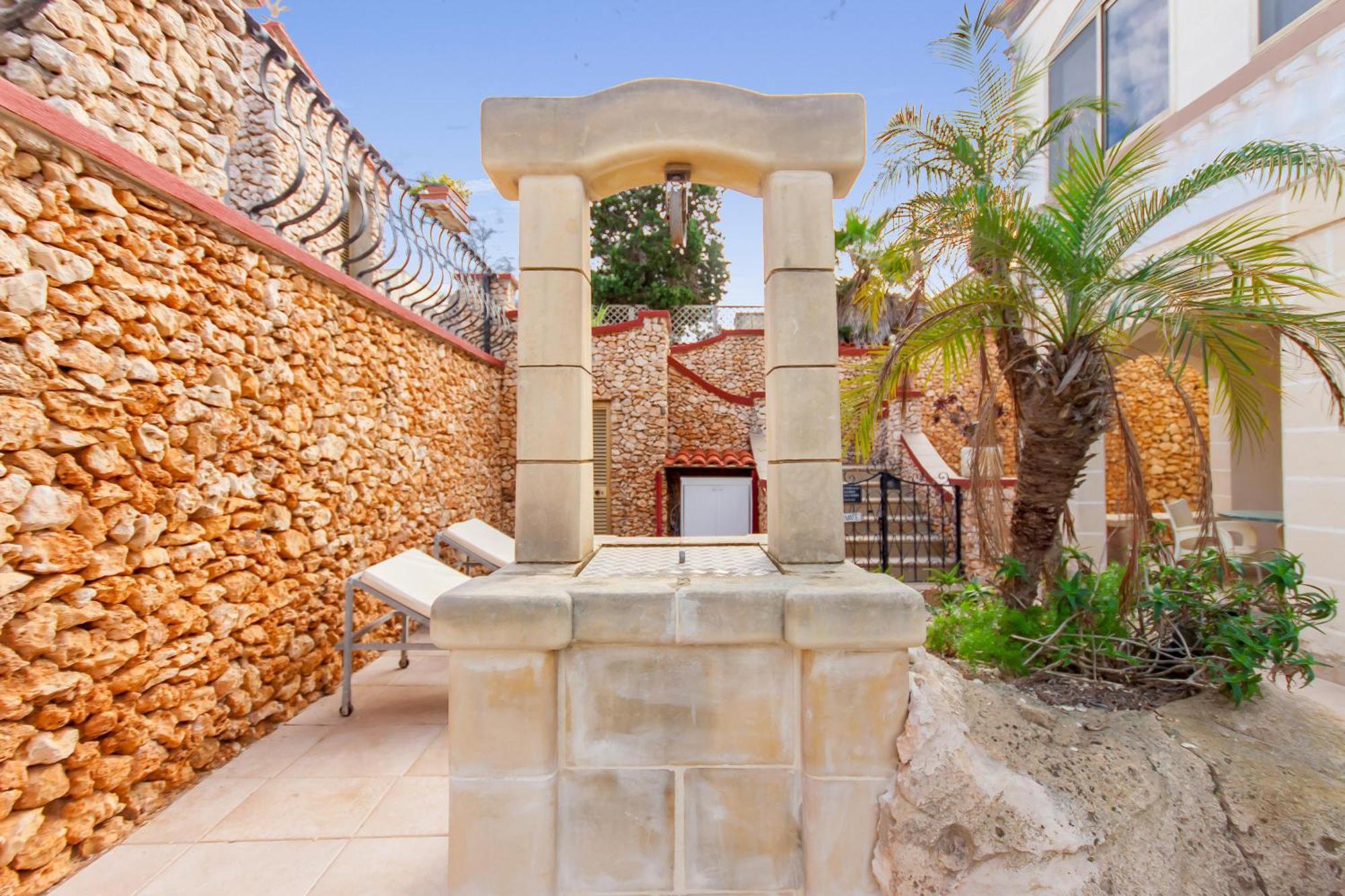 Villa & Pool Apartments In Mellieha Bay Kültér fotó